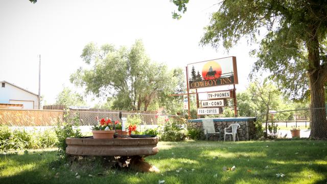 0053-cowboy-inn-2016-07-081.jpg