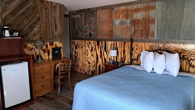 Sundowner Inn