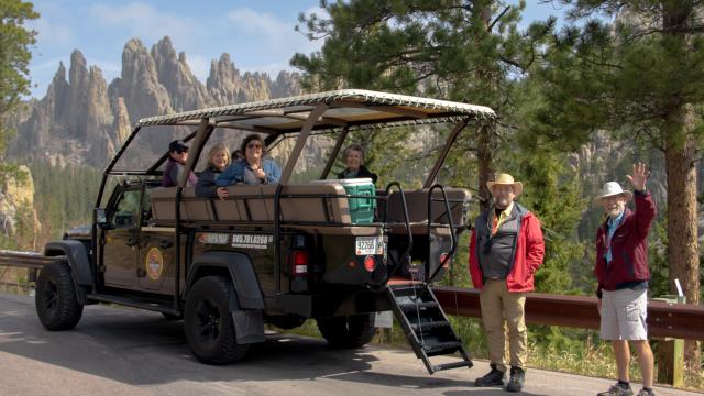 Tours & Guided Adventures